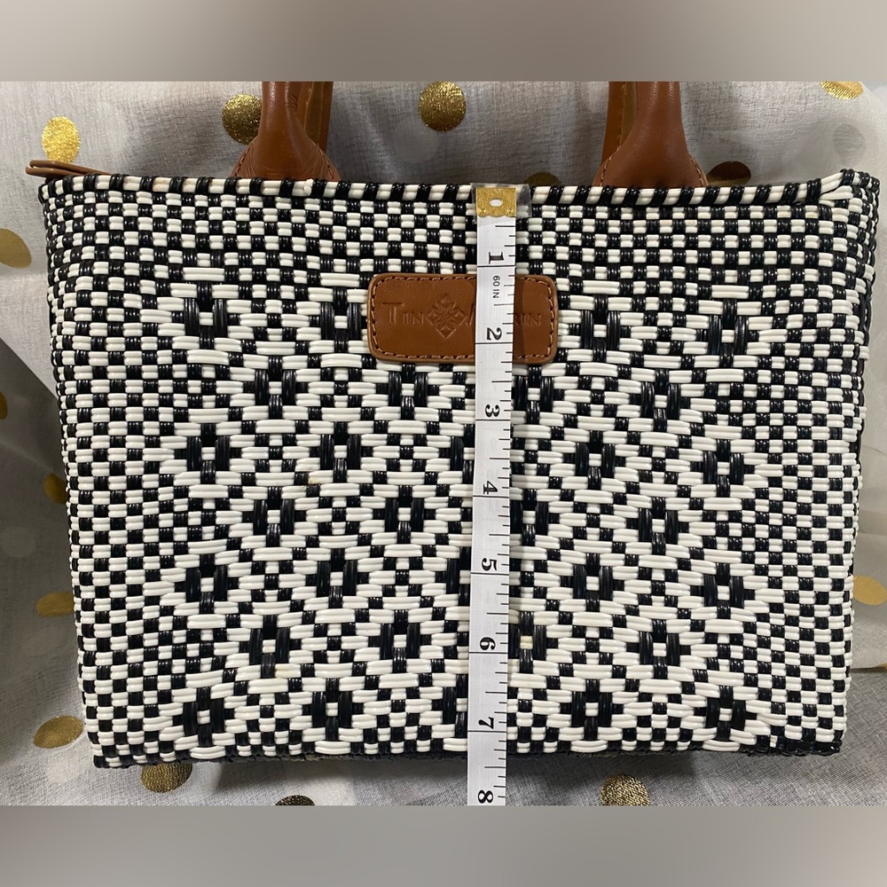 NEW PANDA SMALL WOVEN CROSSBODY BAG - TAN LEATHER - Picture 13 of 17